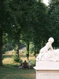 Prussian Paradise: Sanssouci Palace in Potsdam! 🌿🏰