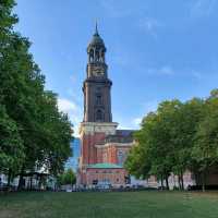 Exploring Hamburg: A City of Canals, Culture, and Contrasts