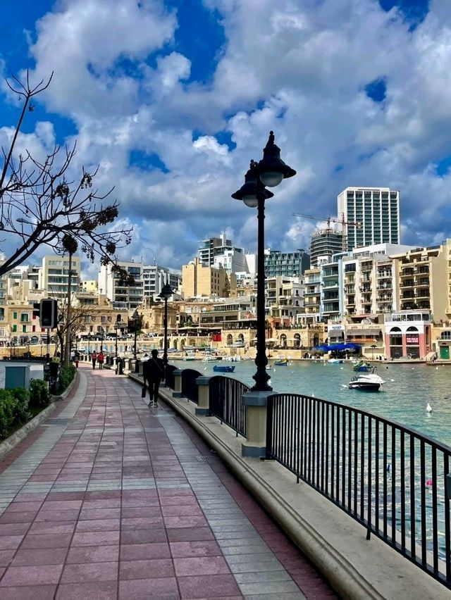✨ A Day in St. Julian's, Malta: Vibrant Vibes & Mediterranean Magic! ✨🌊