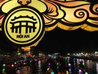 🌙 Hội An – 灯りが揺れる幻想的な夜