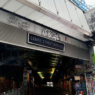 🎨 Exploring Banksy Tunnel (Leake Street Arches), London