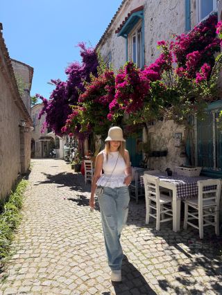 If you’re dreaming of a sun-drenched Turkish getaway, Alacati is where you need to be 😎☀️ From jaw-dropping boutique hotels to legendary ice cream, this charming village nails gentle luxury and chill vibes.

Must-See Places in Alacati:
🏩 Sleep in Style: Alacati’s boutique hotels are next level! Think modern architecture with up-close floral courtyards. Local faves include Alacati Casa Bella (Hacımemiş Mahallesi, 13016. Sokak, No: 4 — best for morning coffee in their garden) and Viento Hotel (Kemalpaşa Caddesi, No: 89 — picture-perfect with outdoor cultural landscapes). Most are central, so you can walk everywhere.

🍦 Ice Cream Heaven: You absolutely can't miss Alacati’s artisanal gelato stands! Try the local favorite at Lemon Gelato (Kemalpaşa Caddesi, No: 82, open 10AM–10PM). Flavors like mastic and fresh fruit are a must. Pro tip: Go after lunch for the freshest batches and shortest lines.

🌸 Explore Outdoor Culture: The whole village is alive with blooming flowers in spring and summer. Wander through Hacımemiş and Kemalpaşa streets for Instagram-ready shots, plus modern architecture up close.

Top Travel Hacks:
🚕 Getting Around: Alacati is walkable, but taxis are easy to hail if you're heading to Ilica Beach or nearby vineyards. Download a local ride app for quick bookings.

🍽️ Food Tip: Try breakfast at a boutique hotel and sample mezes at Asma Yaprağı (Hacımemiş Mahallesi, 2012. Sokak, No: 4). Book in advance!

💸 Money: Most places take cards, but smaller vendors prefer cash.

Alacati is pure relaxation, stunning architecture, and epic eats. Perfect for a laid-back escape! #AlacatiVibes #TurkishBoutique #SummerGetaway