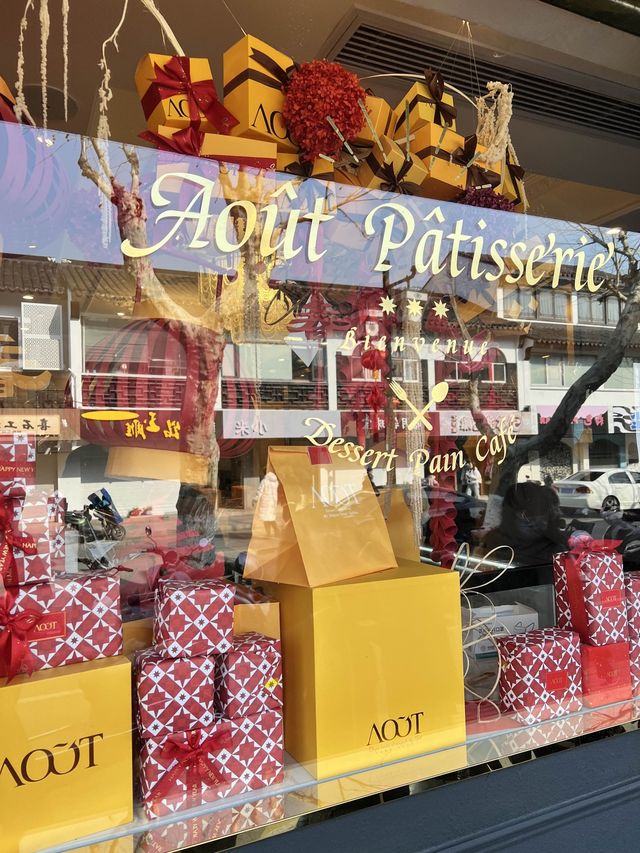 【中国・蘇州】季節・イベントごとのケーキが可愛い人気ケーキ屋さん