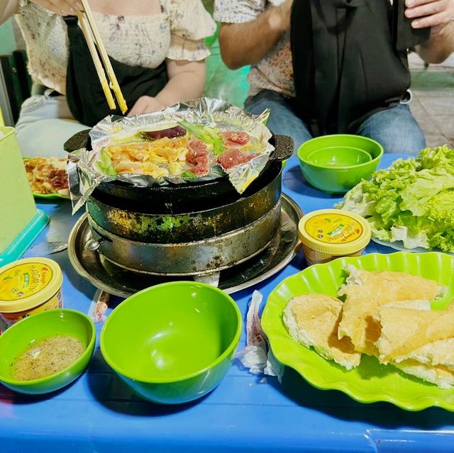 Night market in Hanoi 🇻🇳 