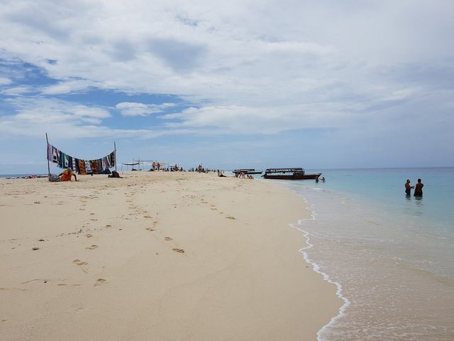 大洋裡的愛戀—Nakupenda Beach