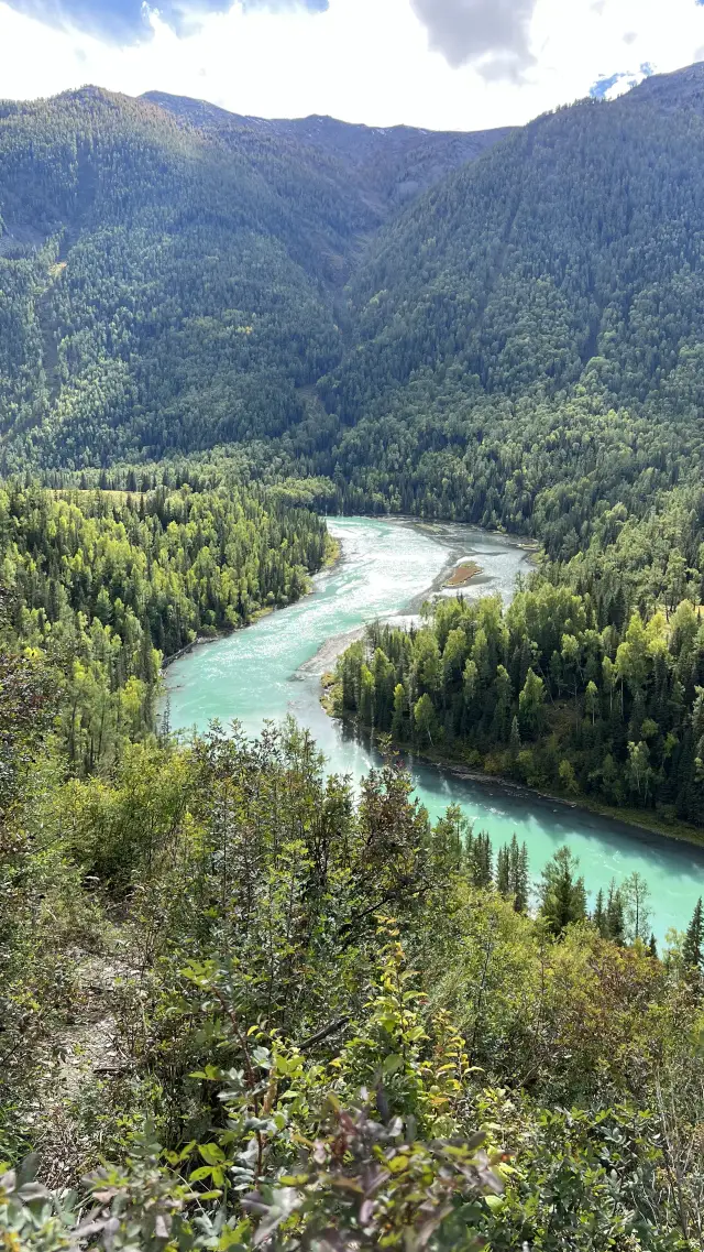 The most beautiful lake in the world - Kanas Lake