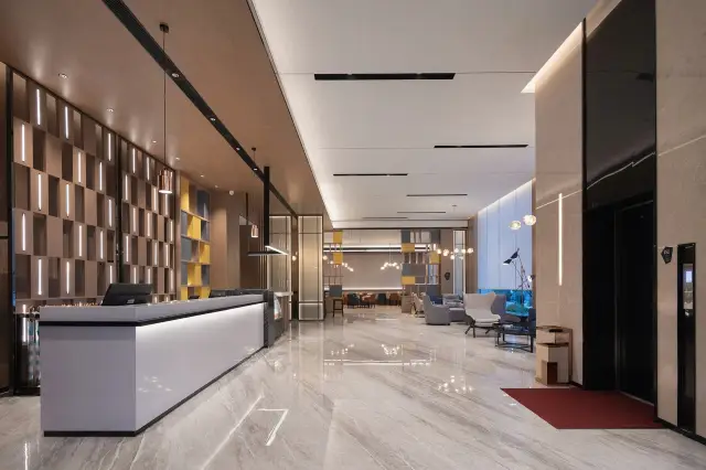 화려한 소도시의 따뜻한 피난처 - 이상 호텔