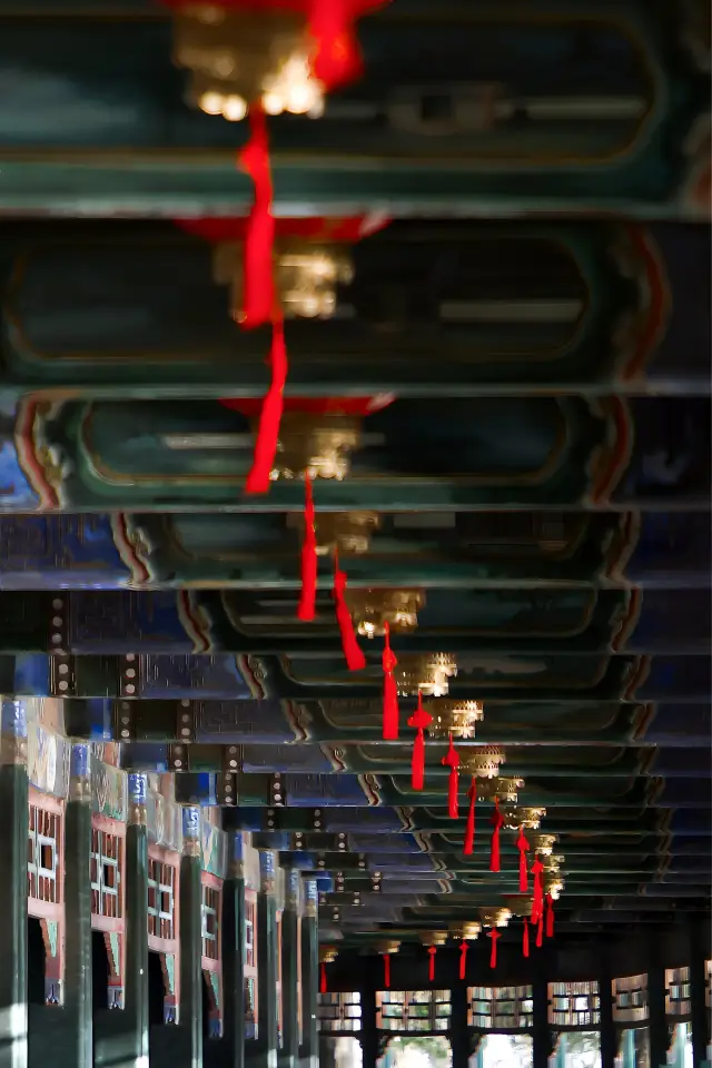 The Summer Palace in Beijing | Red lanterns hang high along the Long Corridor
