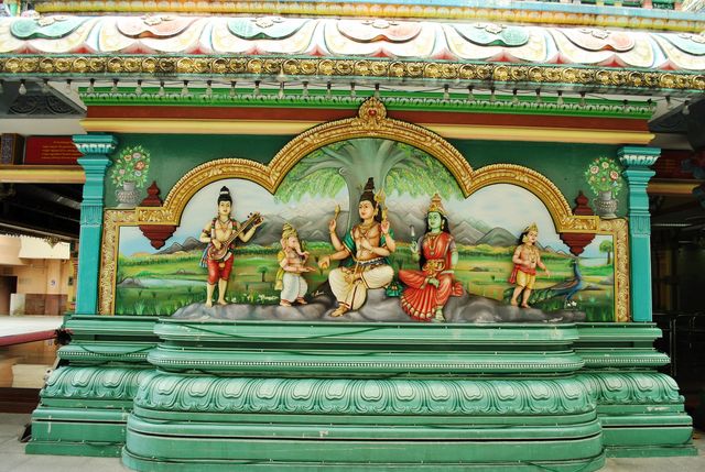 【吉隆坡】走進華麗而寧靜的馬里安曼印度廟