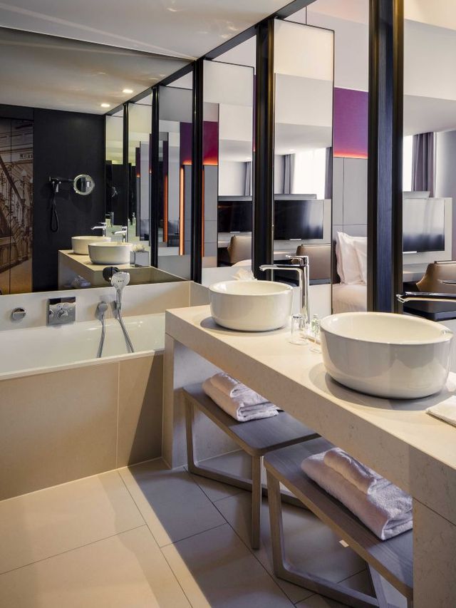 🌟✨ Amsterdam's Gem: Krasnapolsky's Cozy Luxury 💎🛌