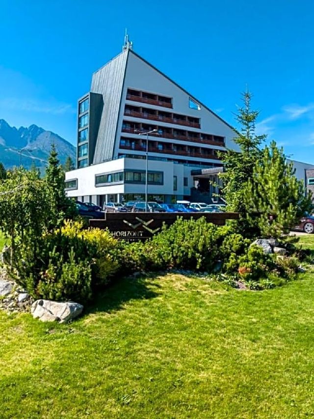 🌟🏔️ Unwind in Slovakia: Top Hotel with Breathtaking Views! 🛎️