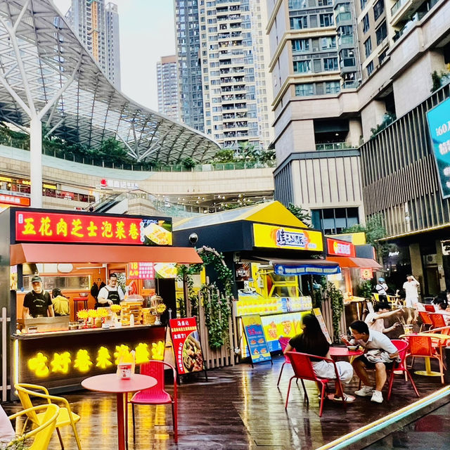 逛逛深圳壹方天地夜市一條街
