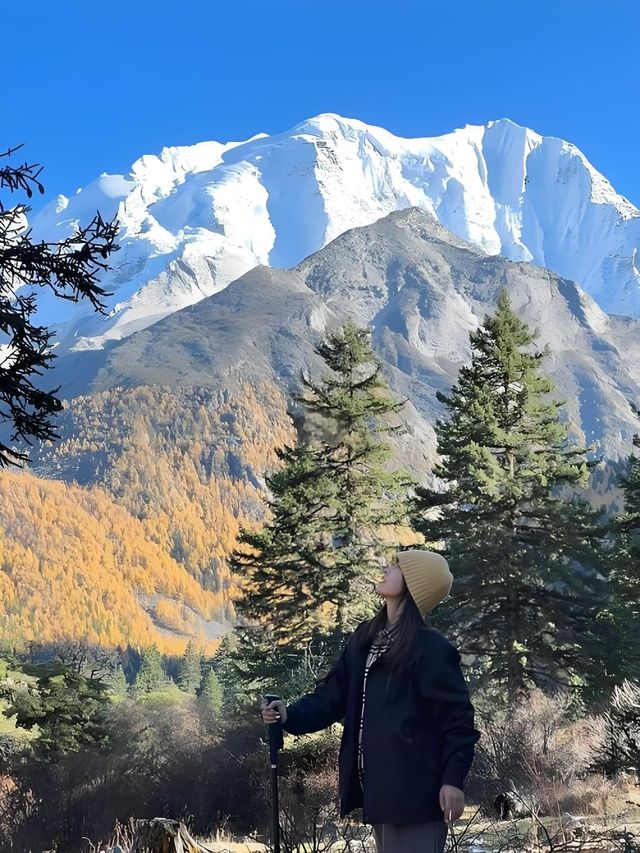 亞拉雪山是川西最美麗的海岸線。