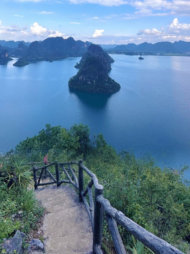 靖西渠洋湖｜藏在山中的仙境和童話天空。