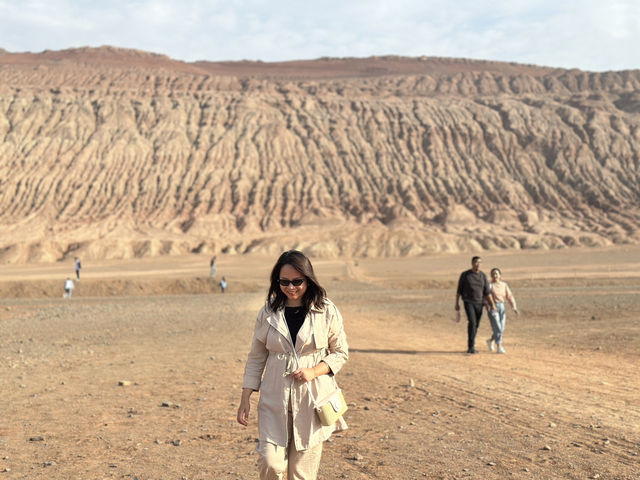 Finally , I Saw the Flaming Mountains in Real Life! 🇨🇳
