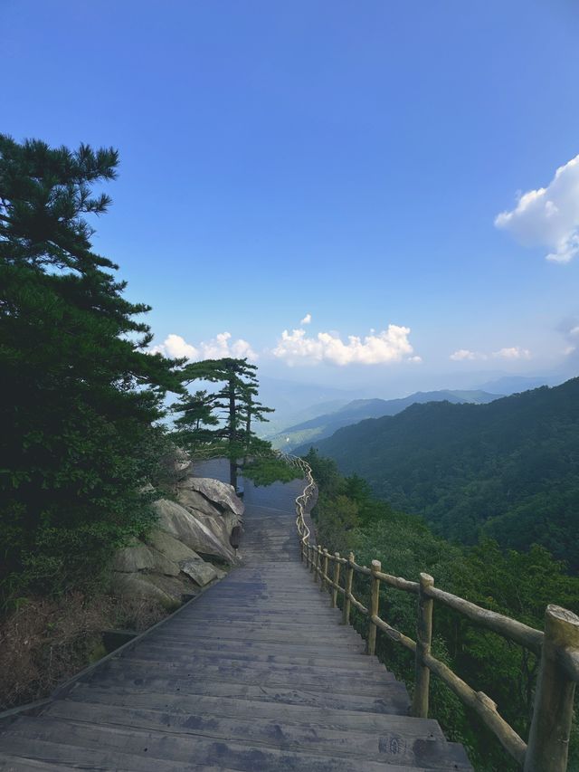 湖北黃岡薄刀峰｜值得N刷的治癒徒步路線。