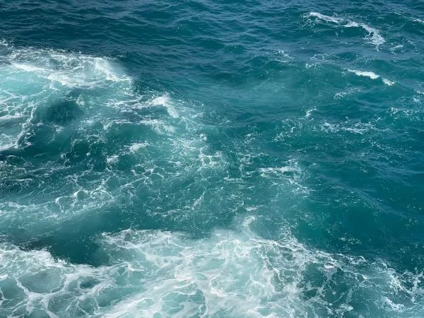 Discover the Enchanting Blue Sea at Boundary Island