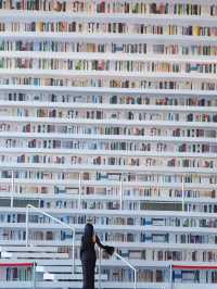 Beautiful Library in Cultural Center Binhai New Area in Tianjin 😍🥰