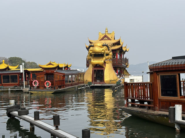 Westlake experience in Hangzhou 