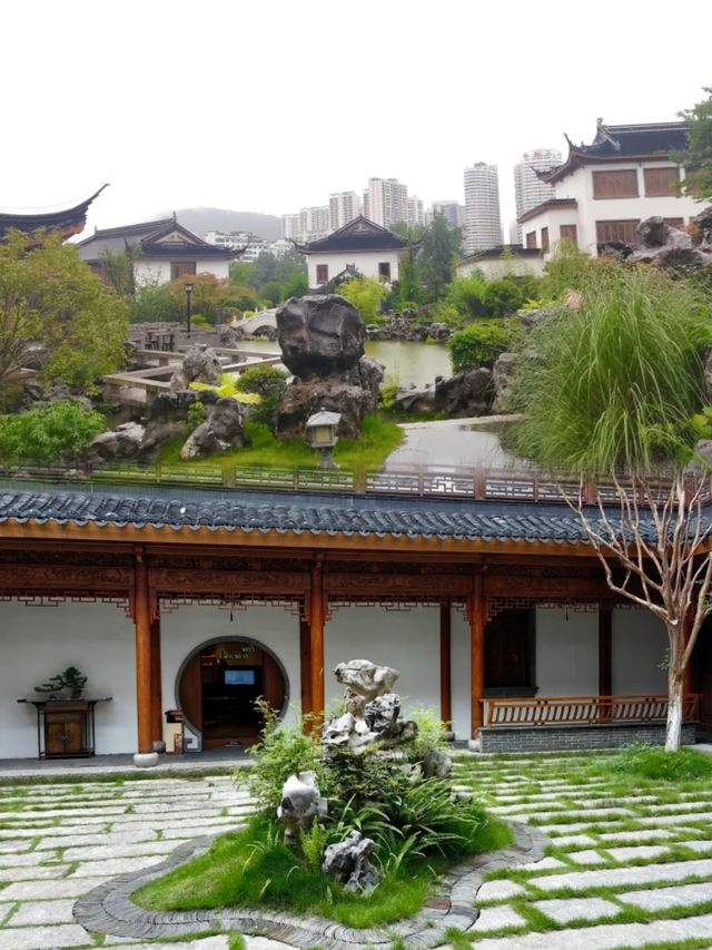 誤入雲端仙境 梵淨山腳下的禪意桃源