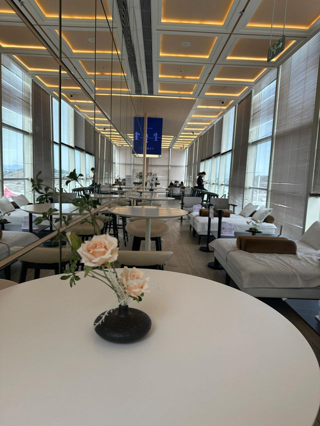 香港機場中免VIP廳體驗｜隱藏版安靜空間必打卡