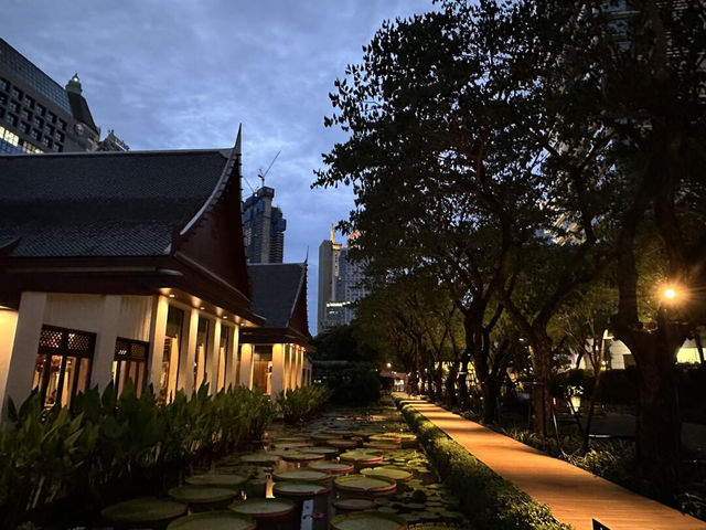 曼谷素凱泰酒店｜鬧市中的隱世花園🏡