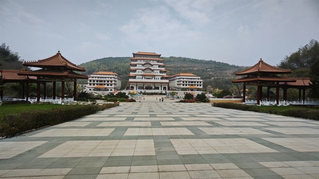 遊雲湖碧波萬頃，探南山竹海綠浪，春季自駕行D12
