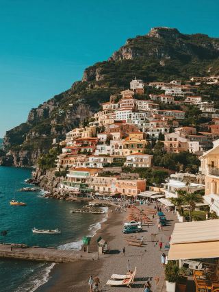 Amalfi Three-Day Roaming Guide｜Collecting the Blue of the Mediterranean in the Scent of Lemons This pearl embraced by cliffs and lemon trees, the September sea breeze