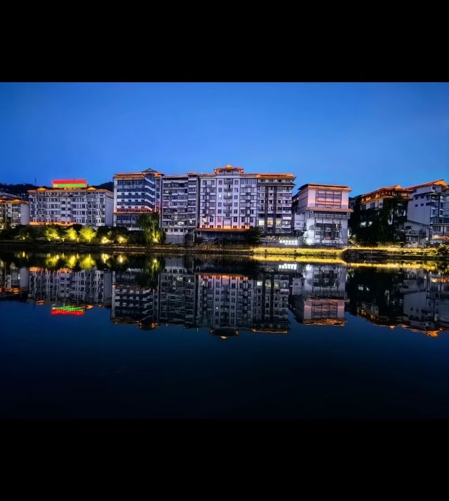 龍勝必打卡攻略！梯田+美食+夜景全拿下