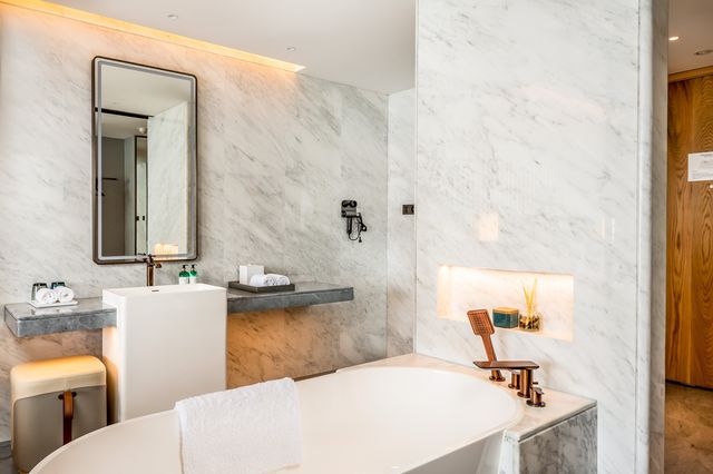 千島湖帶娃住宿天花板！湯泉+遛娃+湖景一站式搞定