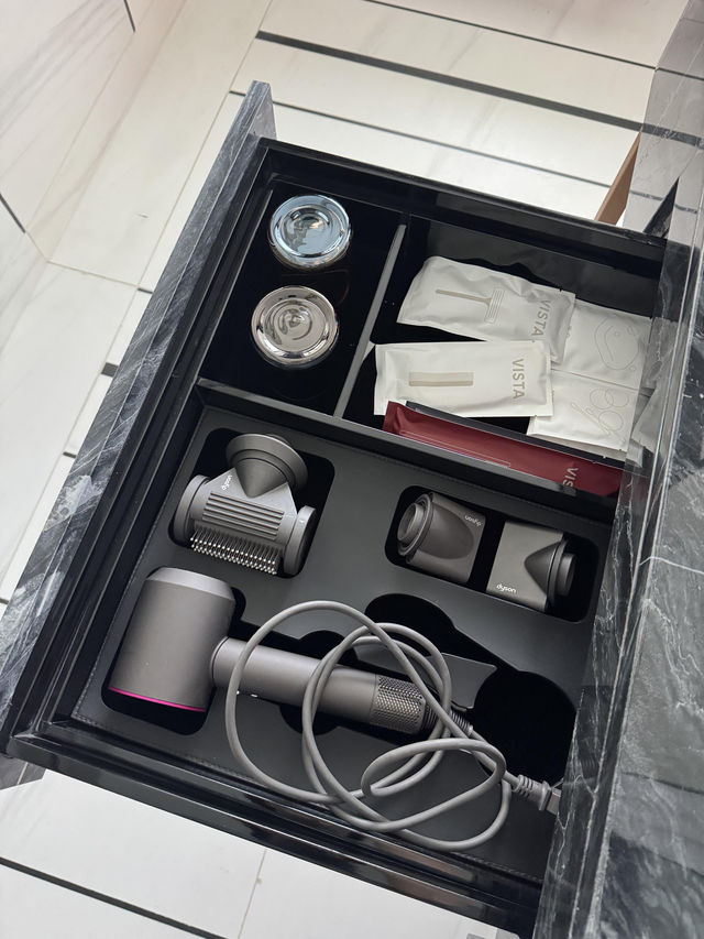 洲際旗下洲至奢選TFT酒店，51層雲端躺看兩江四岸