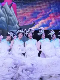 昆明冬季治癒系行程:赴一場滇池邊的約會。