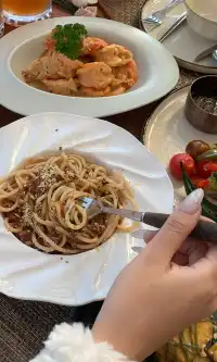 去班味就看海吧!治癒的果凍海和漂亮飯更搭!