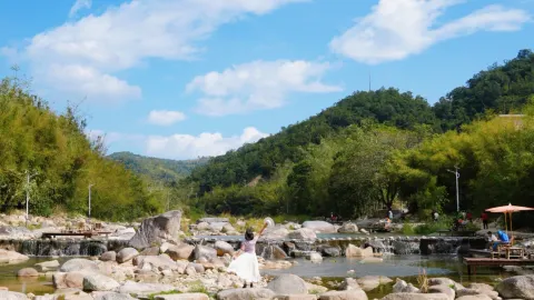 Yangxi Dongshui Zhuli | Hutan Bambu Tersembunyi di Pegunungan Dalam Guangdong Barat — traveler post in Yangxi County
