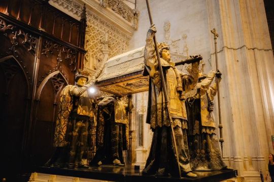 セビリア大聖堂徹底ガイド スペインの魂を揺さぶる感動 | Trip.com