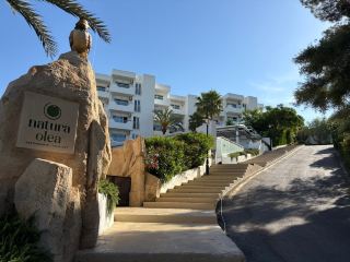 훌륭한 직원과 완벽한 위치를 자랑하는 멋진 호텔