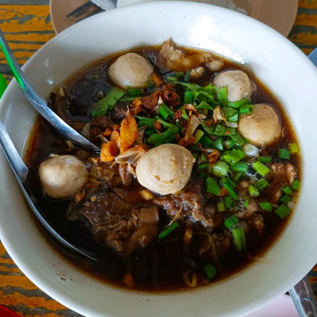 ร้านอิสลามรอฝ๊ะ  อร่อยทุกเมนู