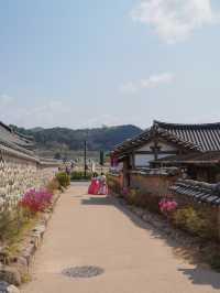 활기찼던 경주의 교촌마을