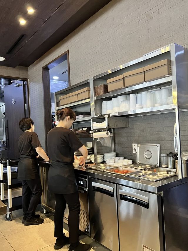 韓国/海雲台 濃厚白濁スープが絶品のコムタンクッパ😋✨ 韓国/海雲台 濃厚白濁スープが絶品のコムタンクッパ😋✨