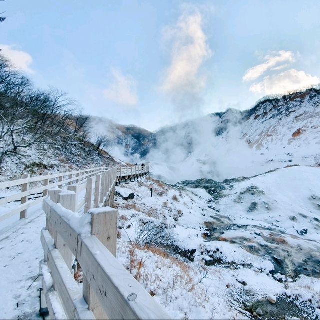 หุบเขานรก แลนด์มาร์กห้ามพลาด เมื่อมาเยือนฮอกไกโด!