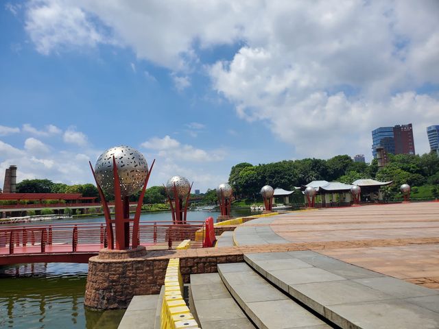 1300 盞景觀燈 @ 佛山千燈湖公園