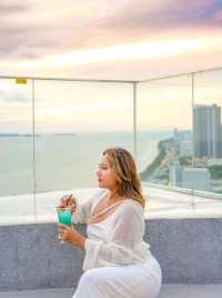 ลากแฟนไปนอนริมหาดจอมเทียนต่อด้วยดินเนอร์บนRooftopปังๆ