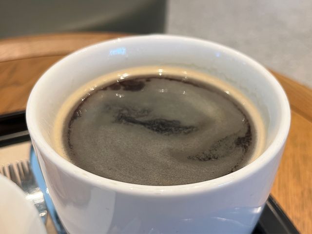 หลบฝนไปดื่มกาแฟ ที่ Starbucks บ้านฉาง