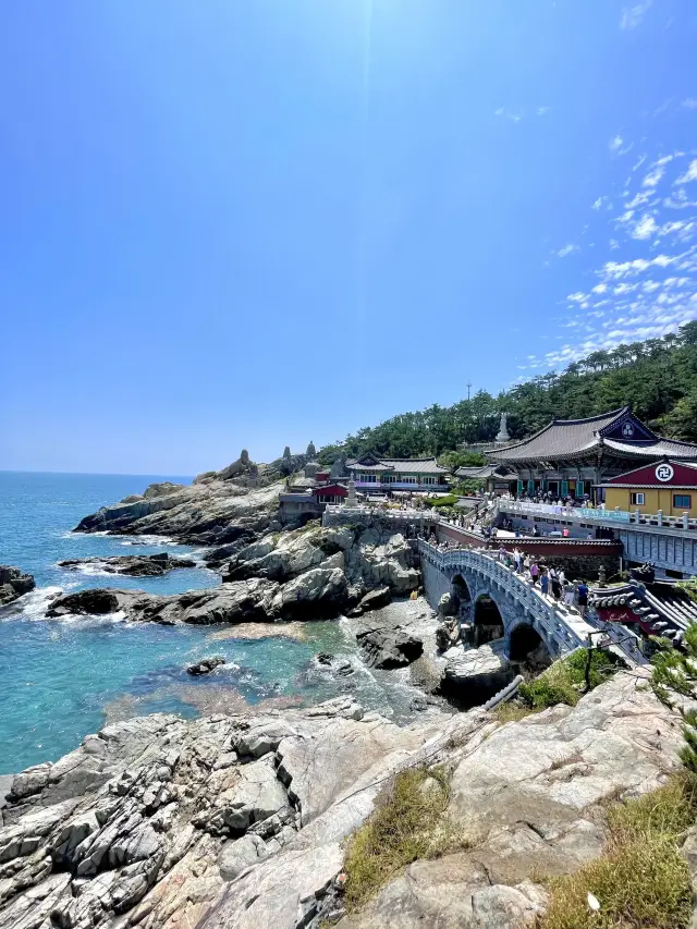 한국에서 가장 아름다운 사찰, 해동용궁사