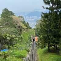 นั่งรถรางขึ้นเขา ชมวิว ปีนังฮิลล์ (Penang Hill)