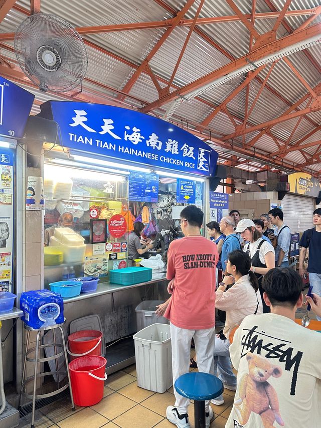 ร้านข้าวมันไก่ที่คิวยาวที่สุด