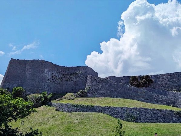 勝連城遺址