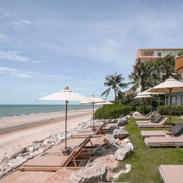บูทีครีสอร์ทระดับ 5 ดาว Devasom Hua Hin Resort