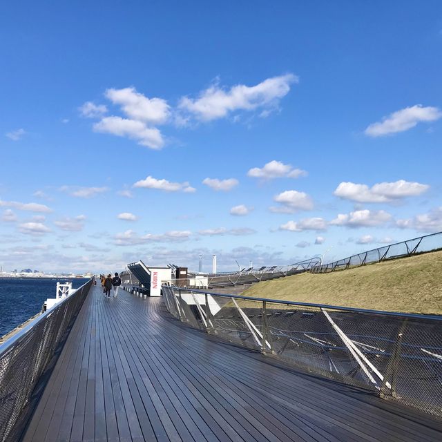 横浜の風景を堪能できるおすすめスポット【横浜港大さん橋】
