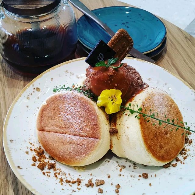 帶狗狗在香港最高處食souffle 